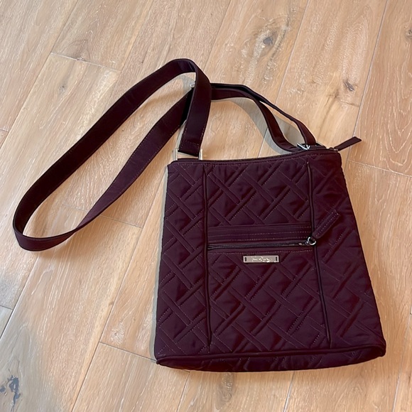 Vera Bradley Handbags - Vera Bradley Quilted Purse